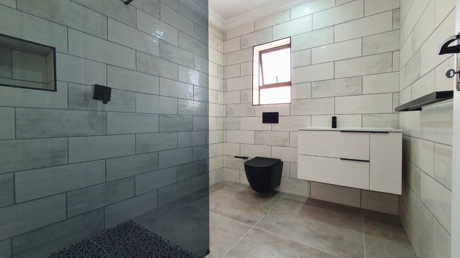 3 Bedroom Property for Sale in Dana Bay Western Cape